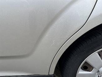 Toyota Corolla Corolla Verso (R10/11) MPV 1.6 16V VVT-i (3ZZFE) [81kW]  (04-2004/03-2=
009) picture 9
