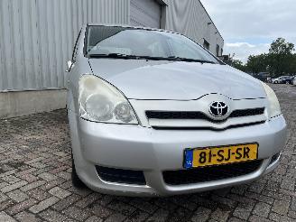 Toyota Corolla Corolla Verso (R10/11) MPV 1.6 16V VVT-i (3ZZFE) [81kW]  (04-2004/03-2=
009) picture 4