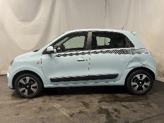 Renault Twingo Twingo III (AH) Hatchback 5-drs 1.0 SCe 70 12V (H4D-400(H4D-A4)) [52kW=
]  (09-2014/04-2019) picture 4