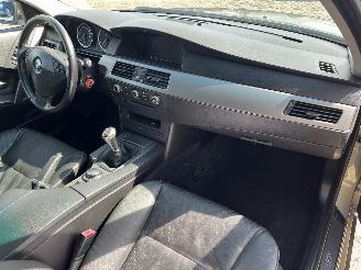 BMW 5-serie 5 serie (E60) Sedan 520i 24V (M54-B22(226S1)) [125kW]  (07-2003/03-201=
0) picture 10