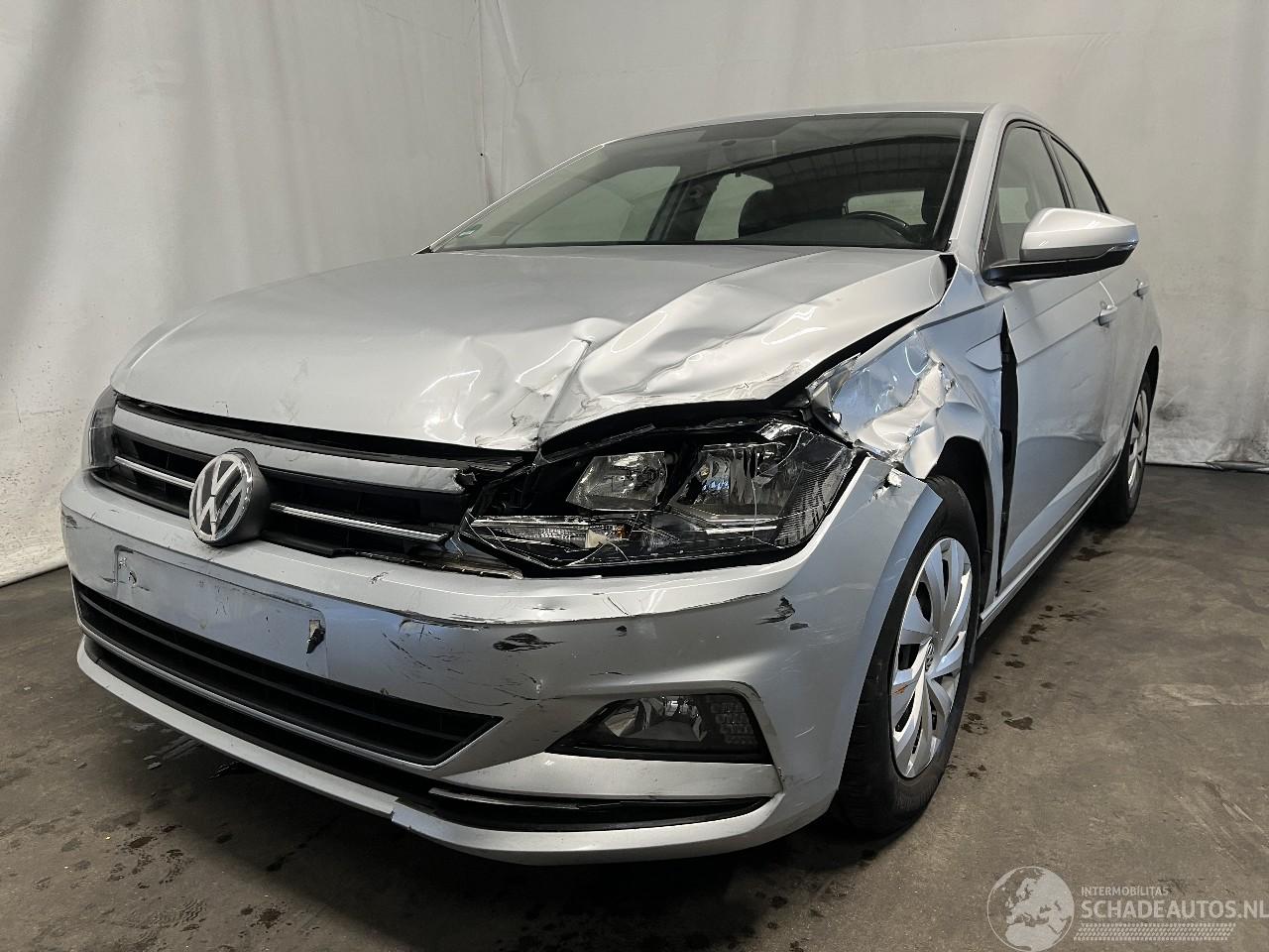Volkswagen Polo Polo VI (AW1) Hatchback 5-drs 1.0 TSI 12V (DXTA) [70kW]  (06-2017/...)=