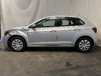 Volkswagen Polo Polo VI (AW1) Hatchback 5-drs 1.0 TSI 12V (DXTA) [70kW]  (06-2017/...)= picture 4