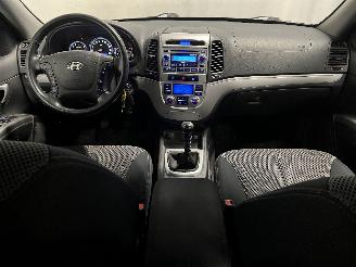 Hyundai Santa Fe Santa Fe II (CM) SUV 2.7 V6 24V 4x2 (G6EA) [139kW]  (03-2006/12-2009) picture 13