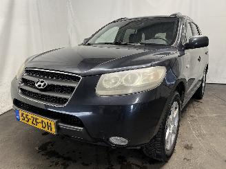 Vaurioauto  passenger cars Hyundai Santa Fe Santa Fe II (CM) SUV 2.7 V6 24V 4x2 (G6EA) [139kW]  (03-2006/12-2009) 2008/1