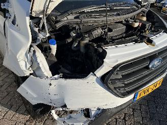 Ford Transit Transit Custom Van 2.0 TDCi 16V Eco Blue 105 (YLFS) [77kW]  (12-2015/1=
2-2023) picture 20