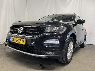 Vaurioauto  passenger cars Volkswagen T-Roc T-Roc I SUV 1.0 TSI 12V BlueMotion (DKRF) [85kW]  (07-2017/11-2020) 2019/2