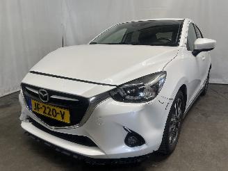 Auto incidentate Mazda 2 2 (DJ/DL) Hatchback 1.5 SkyActiv-G 90 (P5Y8) [66kW]  (08-2014/11-2017)= 2016/3