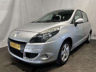 Schadeauto Renault Scenic Scénic III (JZ) MPV 1.4 16V TCe 130 (H4J-700(H4J-A7)) [96kW]  (02-20=
09/09-2016) 2010/10