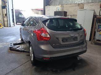 Ford Focus Focus 3 Hatchback 1.0 Ti-VCT EcoBoost 12V 100 (M2DA(Euro 5)) [74kW]  (=
02-2012/05-2018) picture 4
