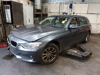 Autoverwertung BMW 3-serie 3 serie Touring (F31) Combi 320d 2.0 16V (N47-D20C) [135kW]  (07-2012/=
02-2016) 2012/10