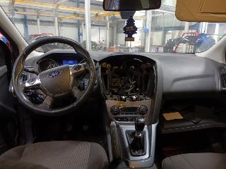 Ford Focus Focus 3 Wagon Combi 1.0 Ti-VCT EcoBoost 12V 125 (M1DA(Euro 5)) [92kW] =
 (02-2012/05-2018) picture 5
