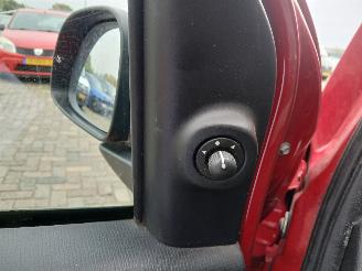 Fiat Panda Panda (312) Hatchback 0.9 TwinAir Turbo 85 (312.A.2000) [63kW]  (02-20=
12/...) picture 12