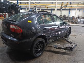 Seat Leon Leon (1M1) Hatchback 5-drs 1.8 20V Turbo (AUQ) [132kW]  (09-2000/09-20=
05) picture 3