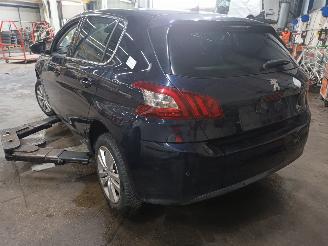 Peugeot 308 308 (L3/L8/LB/LH/LP) Hatchback 5-drs 1.2 12V e-THP PureTech 110 (EB2DT=
(HNZ)) [81kW]  (11-2013/06-2021) picture 4