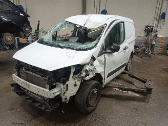 Vrakbiler auto Ford Transit Transit Courier Van 1.0 Ti-VCT EcoBoost 12V (SFCE) [74kW]  (07-2018/12=
-2023) 2021/9