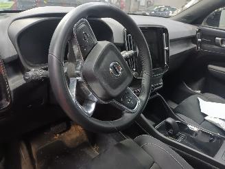 Volvo XC40 XC40 (XZ) SUV E400V2 Recharge (536)  (01-2022/12-2023) picture 5