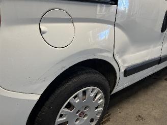 Fiat Qubo Qubo MPV 1.4 (350.A.1000) [57kW]  (10-2009/...) picture 9