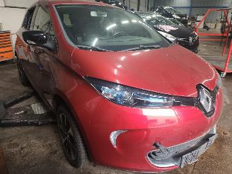 Renault Zoé Zoé (AG) Hatchback 5-drs 46kW (5AM-450(5AM-B4)) [46kW]  (06-2012/...=
) picture 2