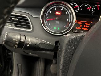 Peugeot 508 508 (8D) Sedan 1.6 THP 16V (EP6CDT(5FV)) [115kW]  (11-2010/12-2018) picture 25