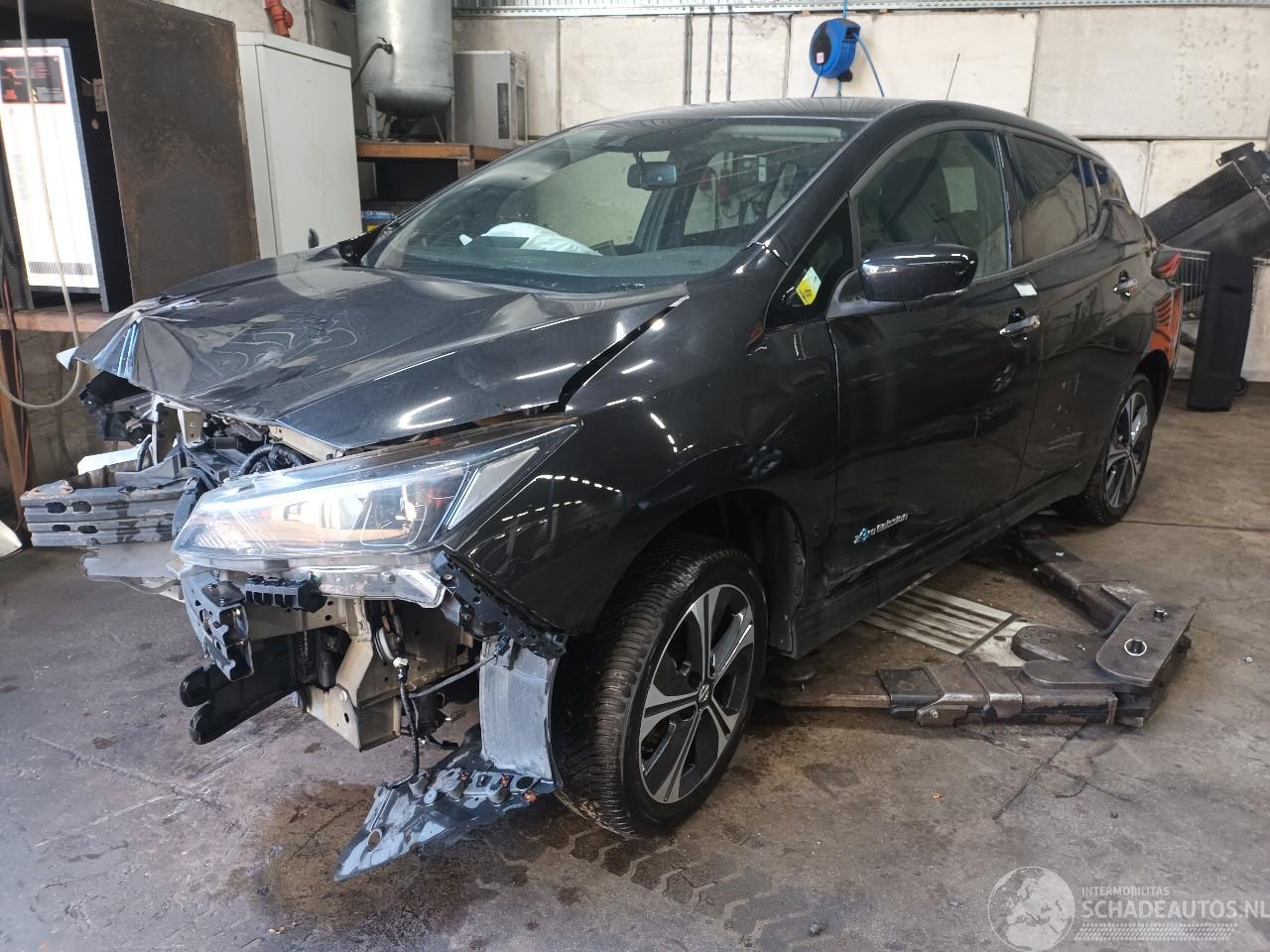 Nissan Leaf Leaf (ZE1) Hatchback 39/40kWh (EM57) [110kW]  (05-2021/...)