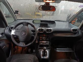 Citroën C3 C3 Picasso (SH) MPV 1.4 16V VTI 95 (EP3C(8FP)) [70kW]  (12-2008/10-201=
7) picture 5