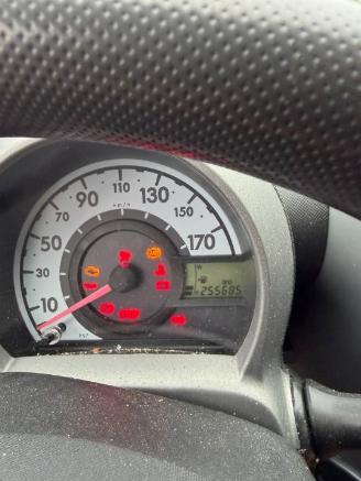 Schadeauto Citroën C1 C1 Hatchback 1.0 12V (384F(CFA)) [50kW]  (06-2005/09-2014) 2009/7
