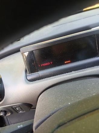 Citroën C4 C4 Cactus (0B/0P) Hatchback 5-drs 1.2 PureTech 82 12V (EB2F(HMZ)) [60k=
W]  (09-2014/...) picture 2