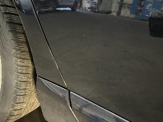 Volvo V-70 V70 (BW) Combi 2.0 T 16V (B4204T6) [149kW]  (09-2009/12-2011) picture 9