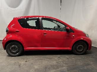 Toyota Aygo Aygo (B10) Hatchback 1.0 12V VVT-i (1KR-FE) [50kW]  (07-2005/05-2014) picture 6