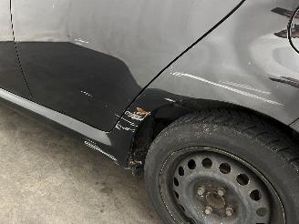 Toyota Aygo Aygo (B10) Hatchback 1.0 12V VVT-i (1KR-FE) [50kW]  (07-2005/05-2014) picture 16