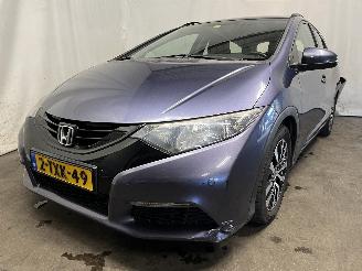 damaged passenger cars Honda Civic Civic Tourer (FK) Combi 1.6 i-DTEC Advanced 16V (N16A1) [88kW]  (01-20=
14/...) 2014/6