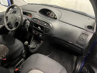 Hyundai Matrix Matrix Hatchback 1.6 16V (G4ED) [76kW]  (06-2001/04-2010) picture 12