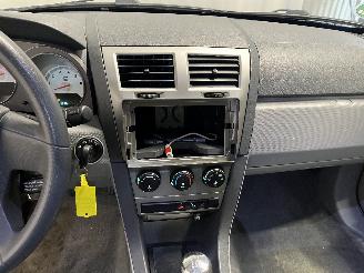 Dodge Avenger Avenger (JS) Sedan 2.0 16V (ECN) [115kW]  (06-2007/12-2011) picture 15