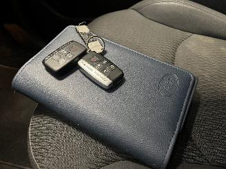 Land Rover Range Rover Evoque Range Rover Evoque (LVJ/LVS) SUV 2.0 D 150 16V (204DTD(AJ20D4)) [110kW=
]  (06-2015/12-2019) picture 20