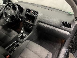Volkswagen Golf Golf VI (5K1) Hatchback 1.2 TSI (CBZA) [63kW]  (05-2010/11-2012) picture 16
