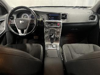 Volvo V-60 V60 I (FW/GW) Combi 2.0 D3 20V (D5204T3) [120kW]  (07-2010/12-2014) picture 19