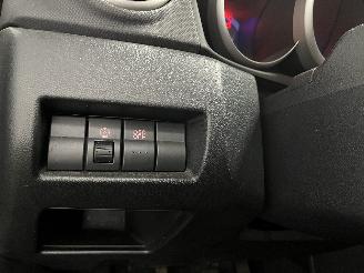 Mazda 3 3 (BK12) Sedan 2.0i 16V (LFN7) [110kW]  (10-2003/12-2009) picture 27