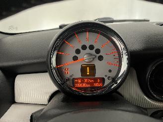 Mini Mini Mini (R56) Hatchback 1.6 16V Cooper S (N14-B16A) [128kW]  (10-2006/02-=
2010) picture 14