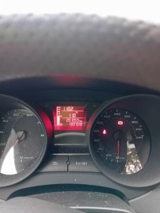 Seat Ibiza Ibiza IV (6J5) Hatchback 5-drs 1.2 12V (CGPB) [44kW]  (07-2009/05-2015=
) picture 2