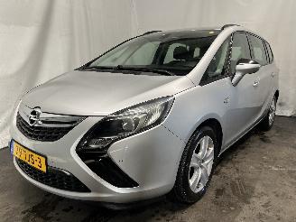 damaged passenger cars Opel Zafira Zafira Tourer (P12) MPV 1.4 Turbo 16V EcoFLEX (A14NET(Euro 5)) [103kW]=
  (10-2011/05-2018) 2012/2