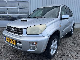 Damaged car Toyota Rav-4 RAV4 (A2) Terreinwagen 2.0 D-4D 16V 4x4 (1CD-FTV) [85kW]  (05-2001/11-=
2005) 2003/9