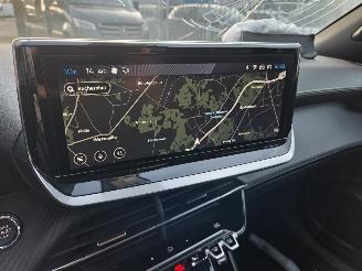 Peugeot 2008 1.2 130 PK automaat GT-Line picture 26