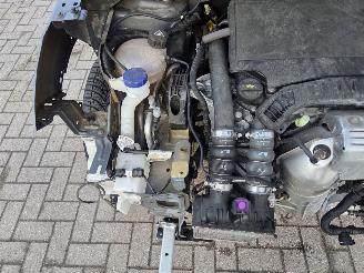 Peugeot 2008 1.2 130 PK automaat GT-Line picture 19