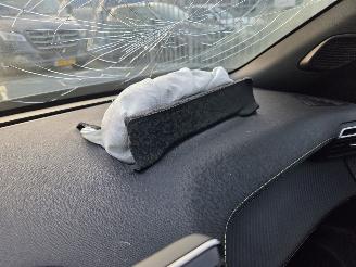 Peugeot 2008 1.2 130 PK automaat GT-Line picture 24