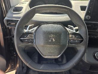 Peugeot Partner 1.5 BlueHDI Premium automaat | Motorschade picture 11