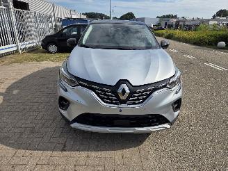 Renault Captur 1.3 TCE Iconic picture 2