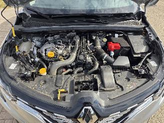 Renault Captur 1.3 TCE Iconic picture 18