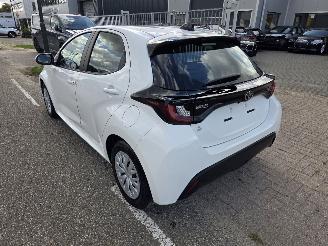 Toyota Yaris Hybrid picture 7