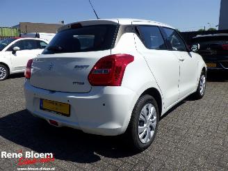 krockskadad bil auto Suzuki Swift 1.2 Comfort Smart Hybrid 2022/11