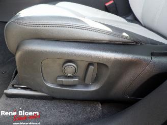 Land Rover Range Rover Velar 2.0 P400e SE picture 15